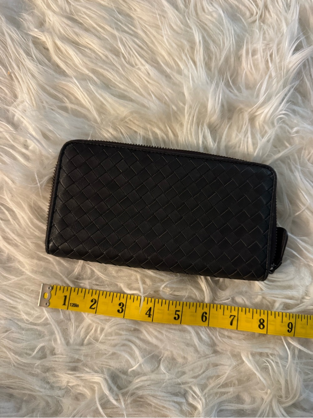 Bottega veneta Woven Zip-Around Leather Wallet in Black